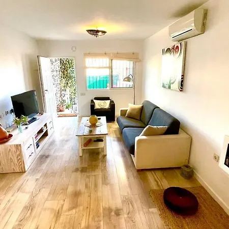 12-apartamento En La Playa Piscina * Alicante